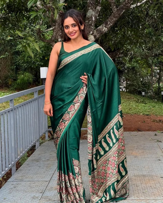 GREEN HALF BORDER AJRAKH SAREE.