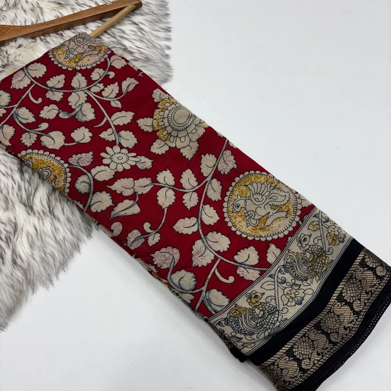 New Pure Red Mangalkari Viscouse Silk Print n Weaving Work Fancy Designer Festive Wear Saree for Women