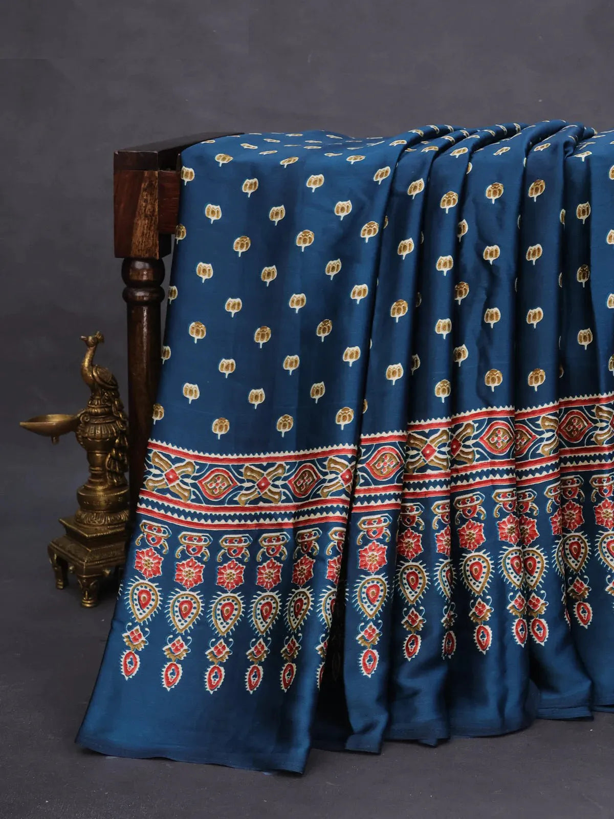 TEAL COLOR LOTUS STYLE PREMIUM STYLIH SAREE